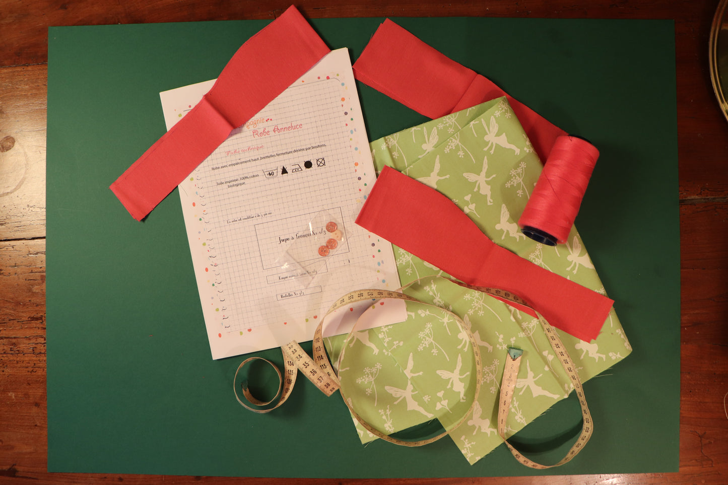 Créez la Plus Belle des Robes - Kit de Couture Complet empiècement haut Anne-Luce.