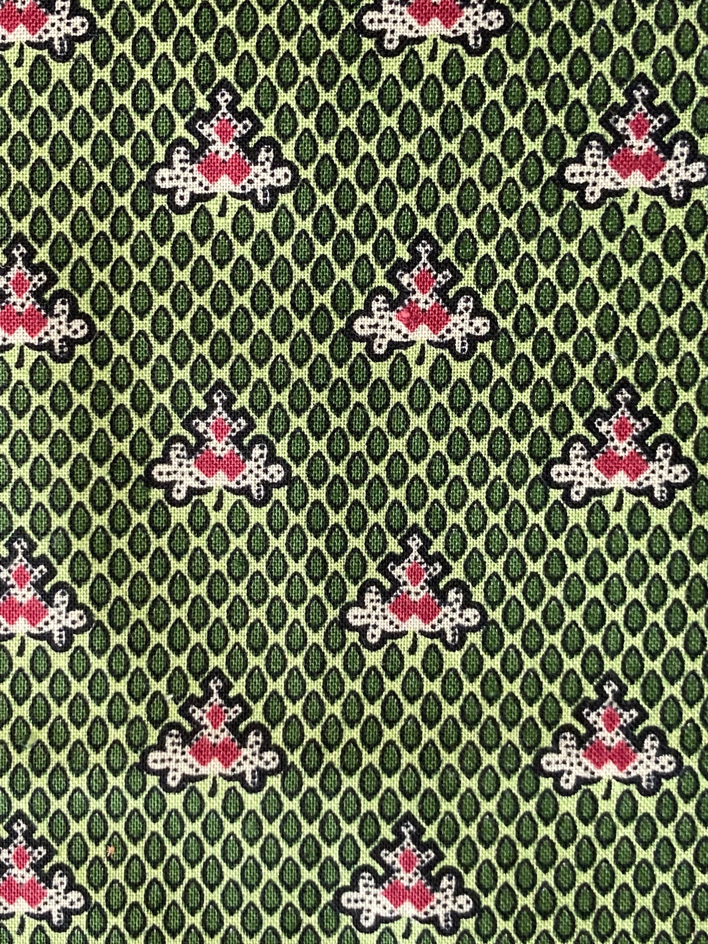 Créez le Plus Beau des cache coeurs- Kit de Couture Complet Ava