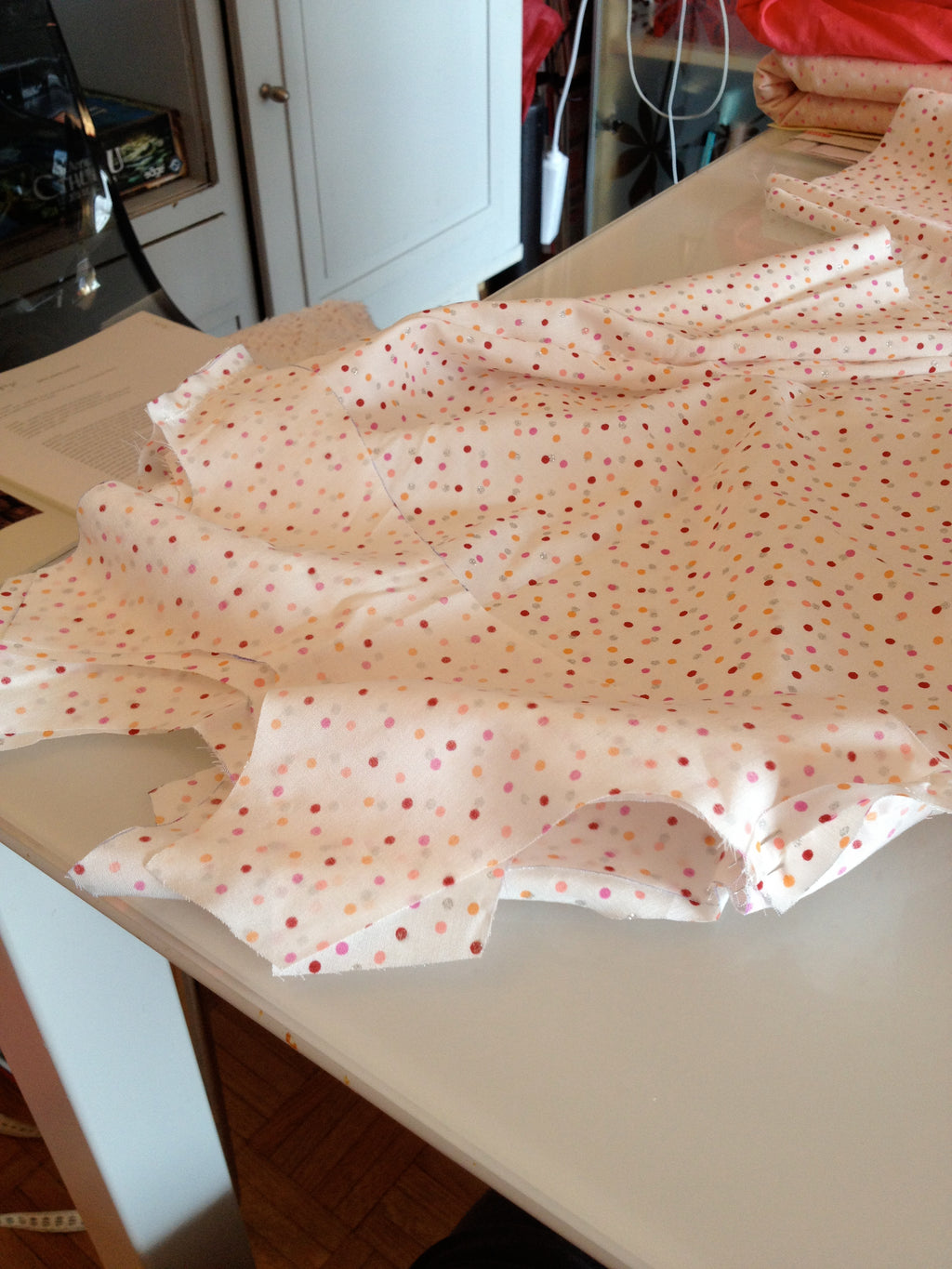 Créez la Plus Belle des Robes - Kit de Couture Complet  Alise